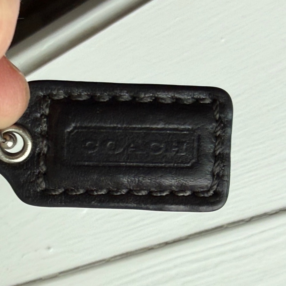 Coach SoHo Black Leather Wristlet Mini Clutch Y2K Buckle Flap - Picture 3 of 10